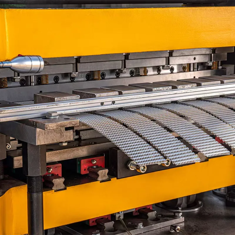 Станок для формовки рёбер модели 600 (4)