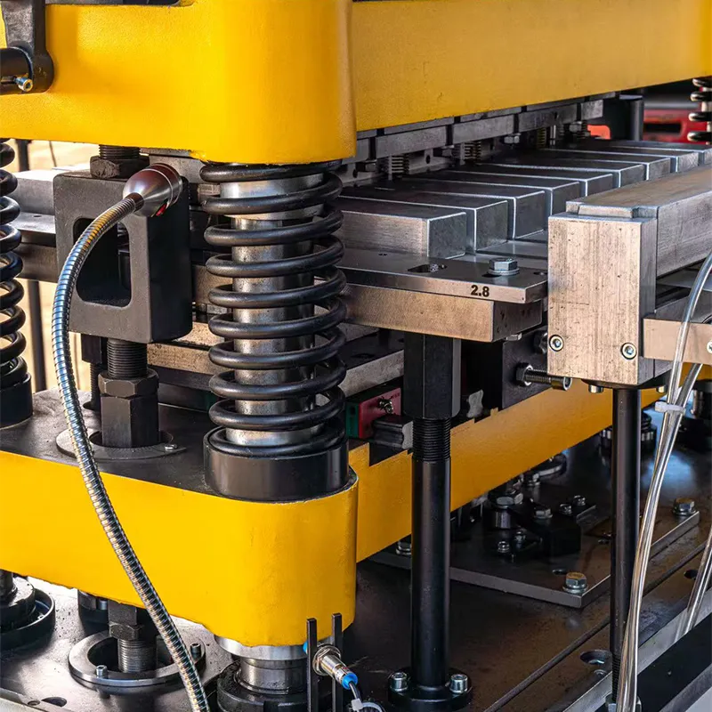 Станок для формовки рёбер модели 600 (7)