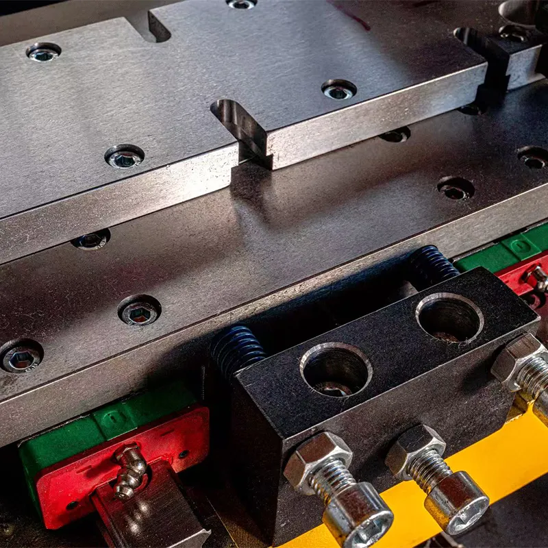 Станок для формовки рёбер модели 450 (1)